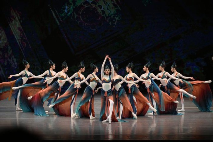 Cina: chiusura stagione del balletto internazionale a Pechino (1)