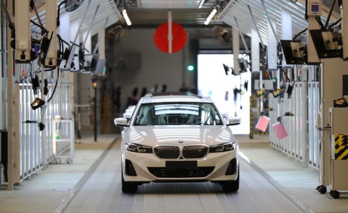 Cina: BMW registra robusta crescita delle vendite di veicoli elettrici