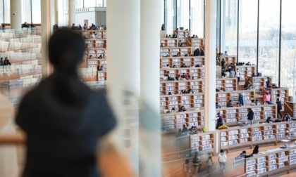 Cina: vista interna della Biblioteca di Pechino