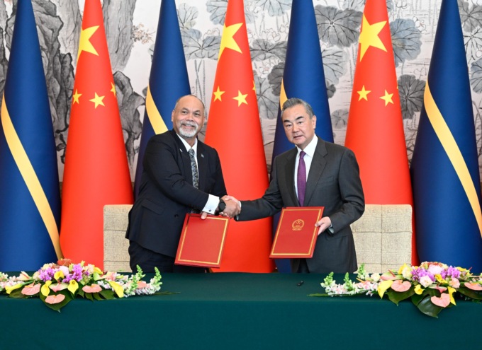 Cina-Nauru: firmano comunicato congiunto su ripresa relazioni diplomatiche