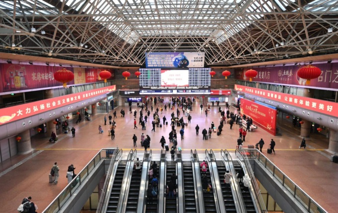 Cina: inizia corsa ai viaggi per Festa di primavera (1)