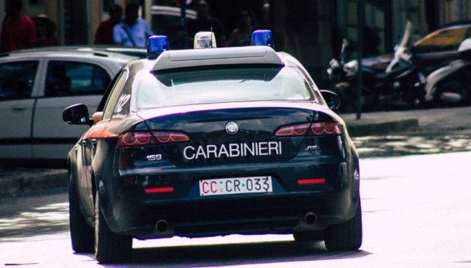 ATINA: PERSEGUITA L’EX MARITO, ARRESTATA DAI CARABINIERI