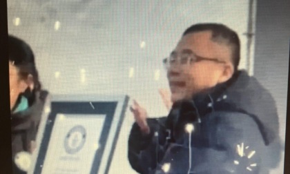 Cina: nuovo Guinness World Record per il gioco con le trottole