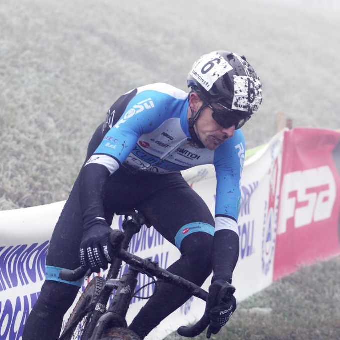 CICLOCROSS: CREMONA, BENE IL CYCLING CAFE’ RACING TEAM