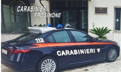 PONTECORVO: “NON HO I SOLDI PER MANGIARE”, E I CARABINIERI GLI FANNO LA SPESA