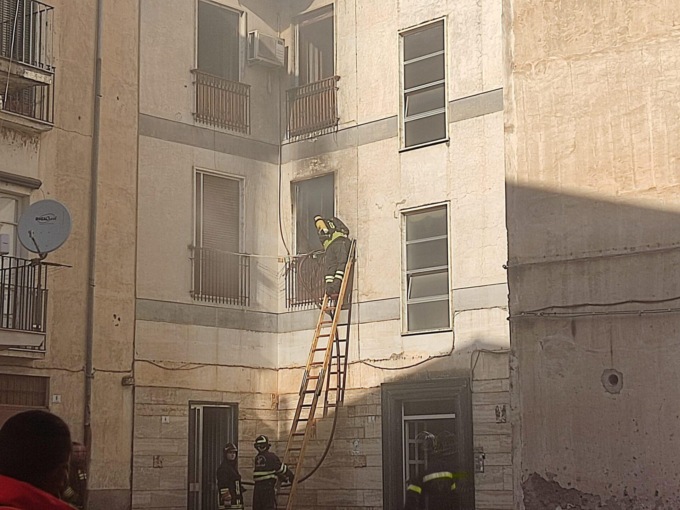 FONDI: ANZIANA MORTA NELL’INCENDIO, GLI ACCERTAMENTI