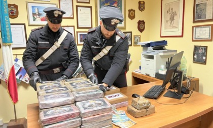 FIUMICINO: MAXI SEQUESTRO DI COCAINA, ARRESTATO NARCOS