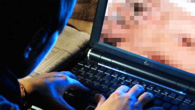ROMA: ADESCA 23 MINORI SUI SOCIAL, ARRESTATO 40ENNE