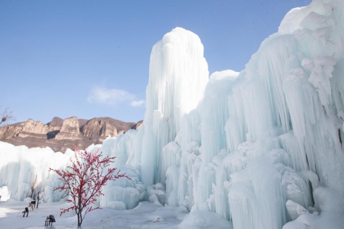 Cina: cascate ghiacciate nello Hebei
