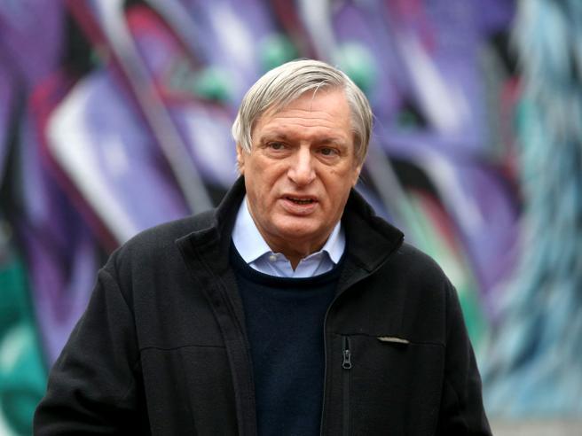 LATINA: DON CIOTTI INCONTRA GLI STUDENTI AL GRASSI