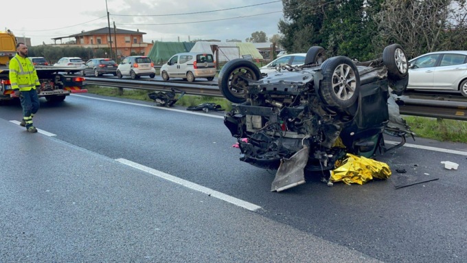 APRILIA: SCONTRO SULLA PONTINA, MORTI DUE GIOVANI