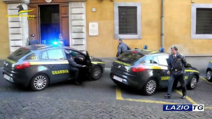 ROMA: ILLECITO AMMINISTRATIVO, SEQUESTRATI A UNA BANCA 2.7 MILIONI