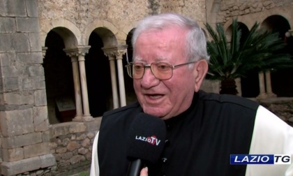 SERMONETA: ABBAZIA DI VALVISCIOLO, LA TRADIZIONALE INFIORATA