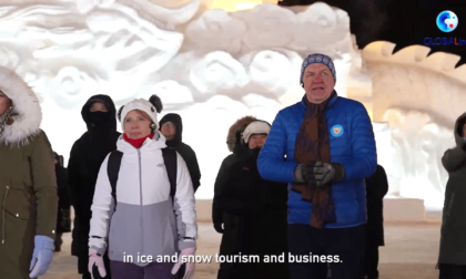Inviati stranieri esplorano energia del boom del turismo invernale in Cina