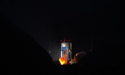 Cina: lanciati 11 satelliti della costellazione Geely-02