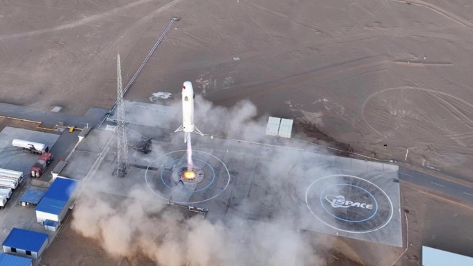 Cina: astronauti Shenzhou-18 completano handover, ritorno sulla Terra il 4 novembre