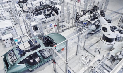 Cina: settore produzione auto registra costante espansione nel 2023