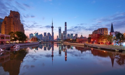 Cina: Shanghai sigla accordi su investimenti esteri, R&S, sedi di multinazionali