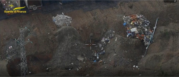 NEPI: SCOPERTA UNA MEGA DISCARICA ABUSIVA