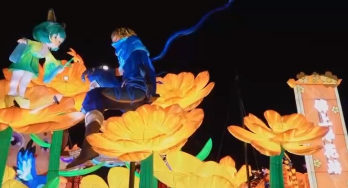 Lanterne cinesi illuminano le celebrazioni globali dell’Anno del drago