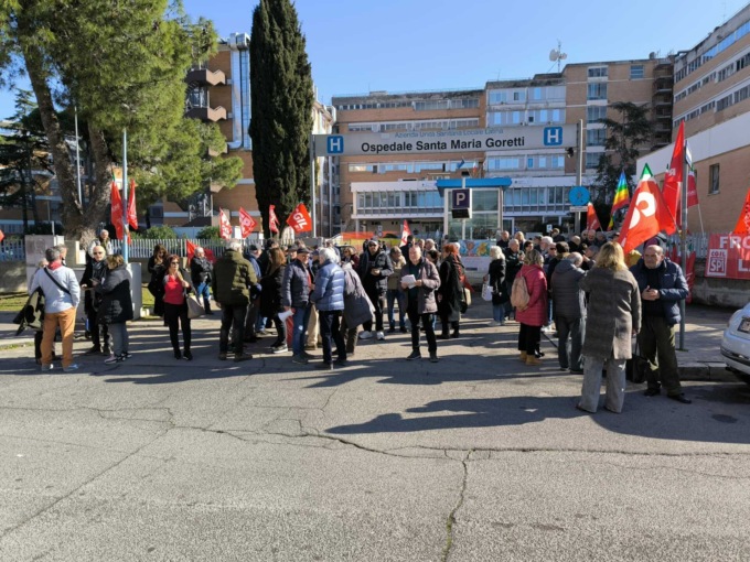 FROSINONE: LISTE D’ATTESA, LA PROTESTA