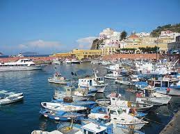 ANZIO: PORTO INSABBIATO, L’APPELLO DEI PESCATORI