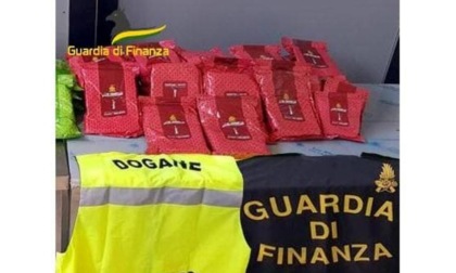 CIVITAVECCHIA: MAXI SEQUESTRO DI NARGHILE’ AL PORTO