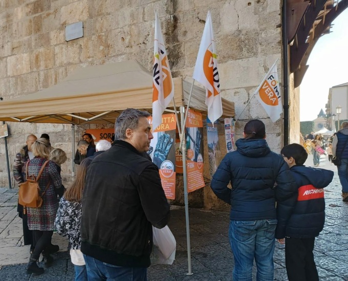 FONDI: ALLARME CRIMINALITA’, RACCOLTA FIRME DI “FONDI VERA”