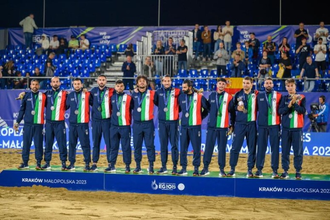 BEACH SOCCER: MONDIALI, ARGENTO PER L’ITALIA. VINCE IL BRASILE