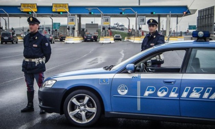 CASSINO: SEQUESTRATA CARROZZERIA INDUSTRIALE ABUSIVA