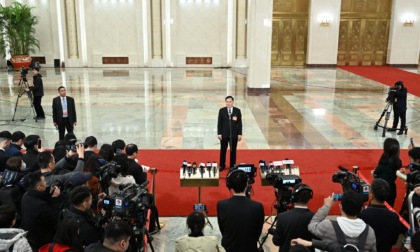 Cina: interviste a ministri dopo apertura seconda sessione 14ma NPC (2)
