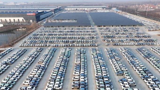 Cina: esportazioni veicoli passeggeri a nuova energia in crescita a febbraio