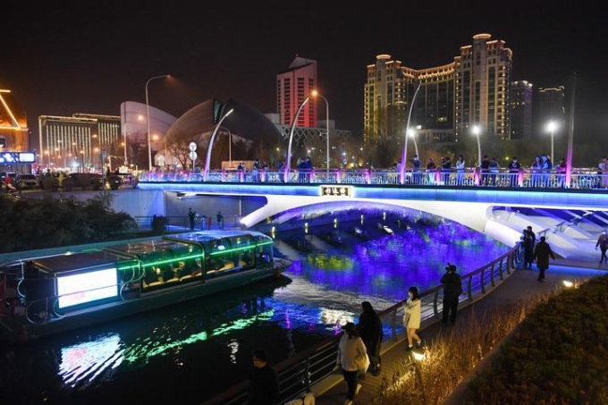 Cina: settore logistica cresce ad aprile grazie a continua ripresa domanda