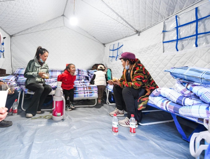 Cina: Sichuan, evacuazione dopo incendio boschivo a Yajiang