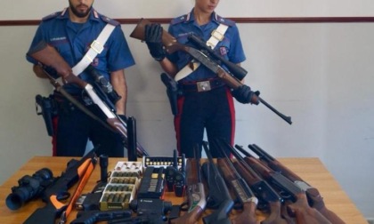 ROMA: PISTOLE, FUCILI E MUNIZIONI, I SEQUESTRI