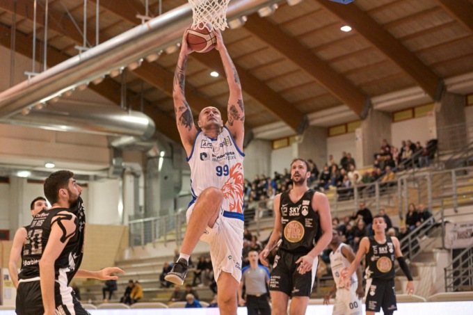 BASKET: A2, ULTIMA GIORNATA DELLA FASE AD OROLOGIO