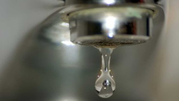 Oggi mancherà l’acqua in sei Comuni