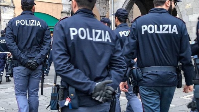 ROMA: PERSEGUITA LA EX TRE ANNI, ARRESTATO