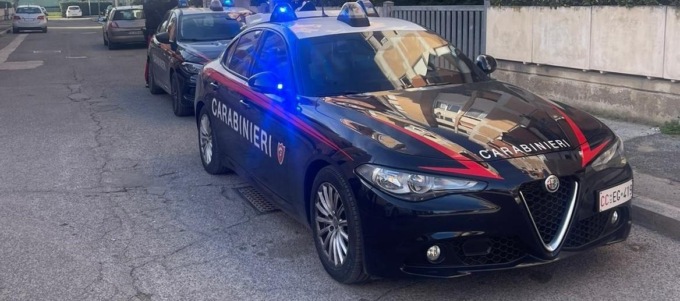 ARDEA: RAPINA A MARINA DI TOR SAN LORENZO, ARRESTATO