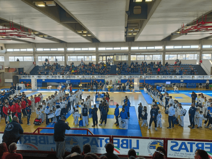 TAEKWONDO: FONDI, 400 ATLETI AL CAMPIONATO LIBERTAS