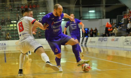 CALCIO A 5 E PALLANUOTO: SI GIOCA SOLO IN SERIE A1