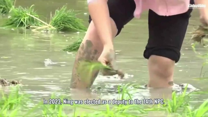 Cina: deputata-agricoltrice lavora per risolvere problemi di gente locale