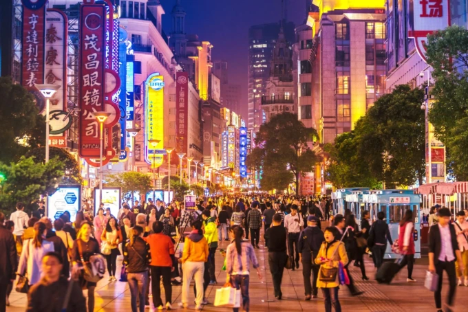 Cina: vendite al dettaglio +5,5 % a gennaio-febbraio