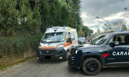 ROMA: LEI LO LASCIA, LUI SPARA AL FIGLIO E LA SEQUESTRA