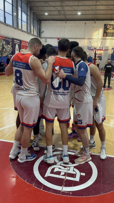 SPORT: SI GIOCA DOMANI NEL BASKET E PALLANUOTO