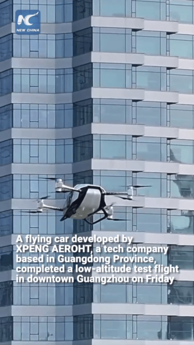 Cina: auto volante completa test di volo nel centro di Guangzhou