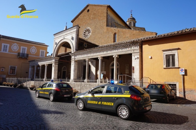 CIVITA CASTELLANA: SCOPERTA DISCARICA DI ELETTRODOMESTICI