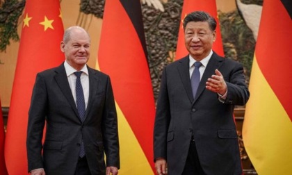 Xi propone quattro principi per risolvere crisi ucraina