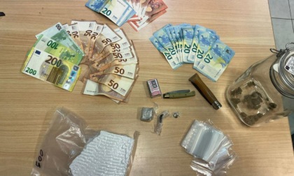 ROMA: SEQUESTRATI UNDICI CHILI DI DROGA