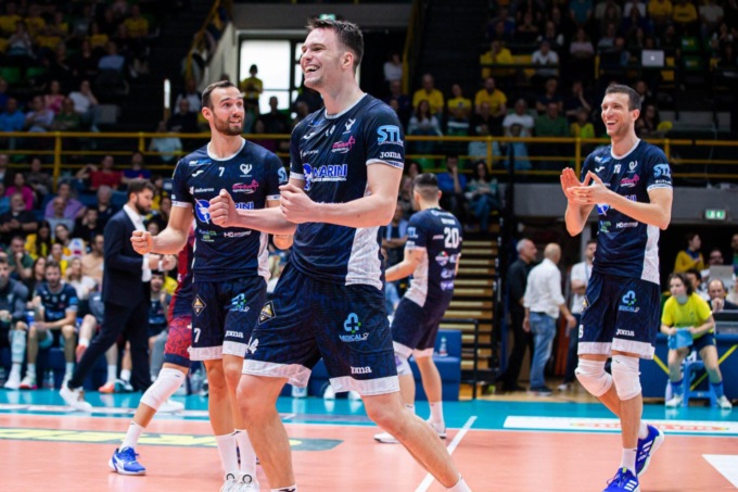PALLAVOLO SUPERLEGA: PLAY OFF 5° POSTO, CISTERNA SCONFITTA A MODENA